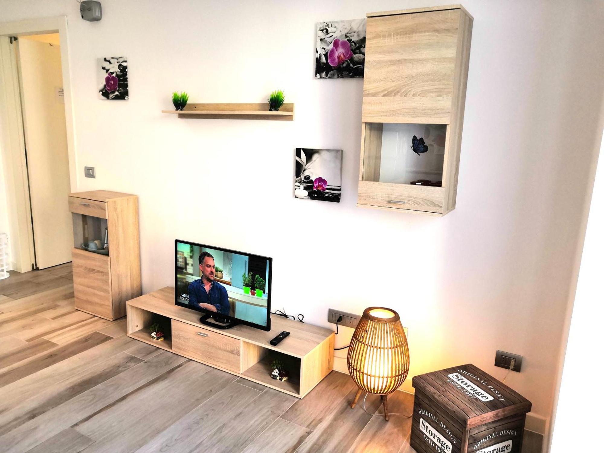 Butterfly Apt In Suna With Garage Verbania Exterior foto