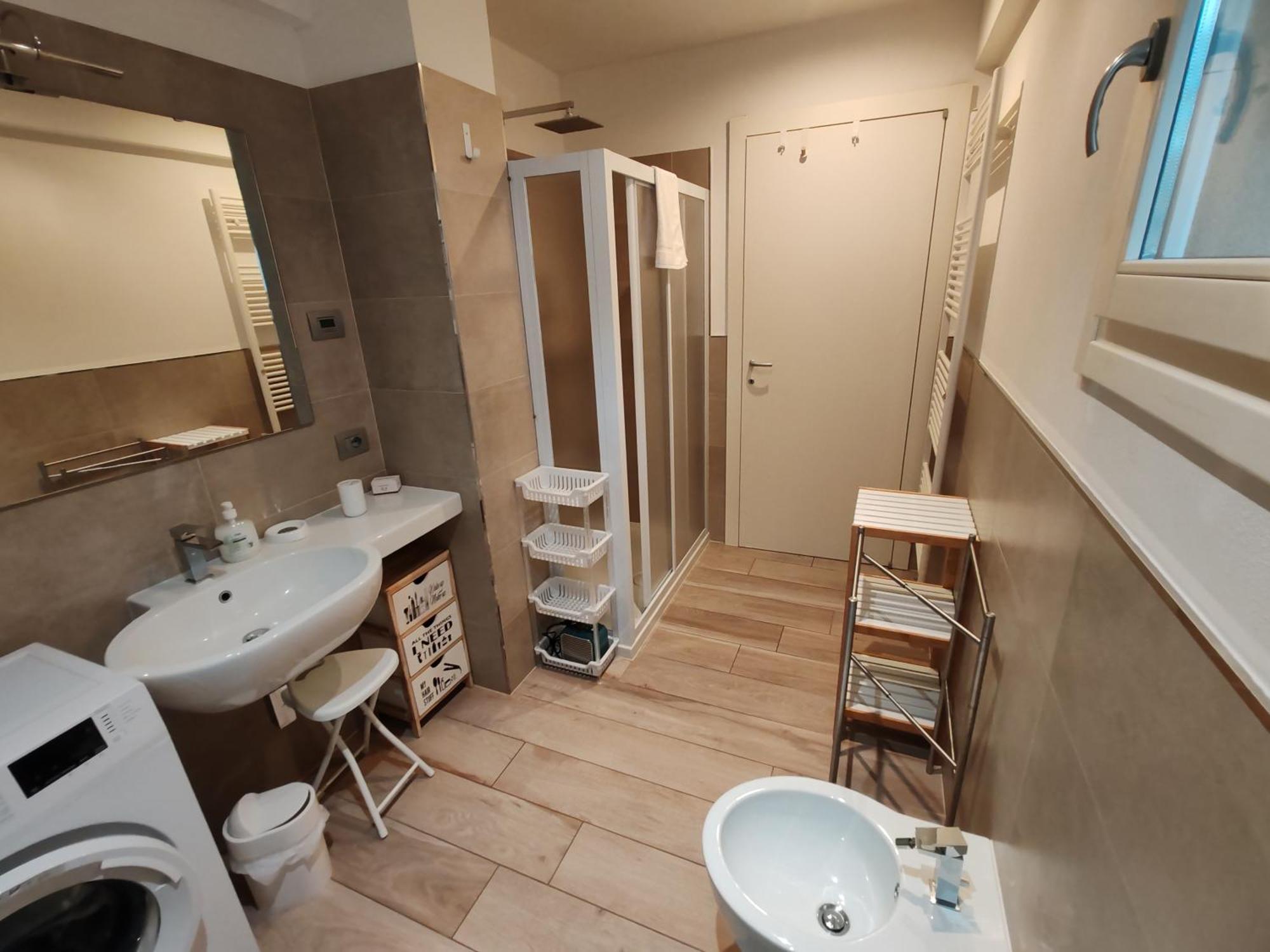 Butterfly Apt In Suna With Garage Verbania Exterior foto